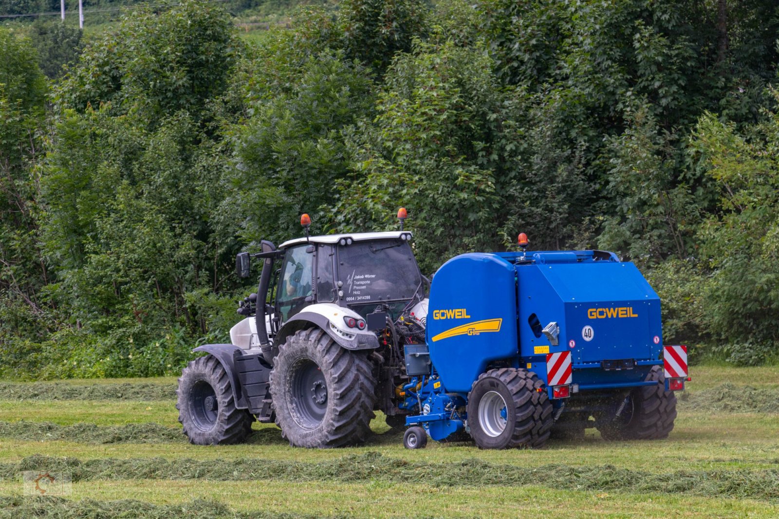 Rundballenpresse des Typs Göweil G-1 F125 Festkammerpresse ISOBUS 1,25m Ballendurchmesser, Neumaschine in Tiefenbach (Bild 17)