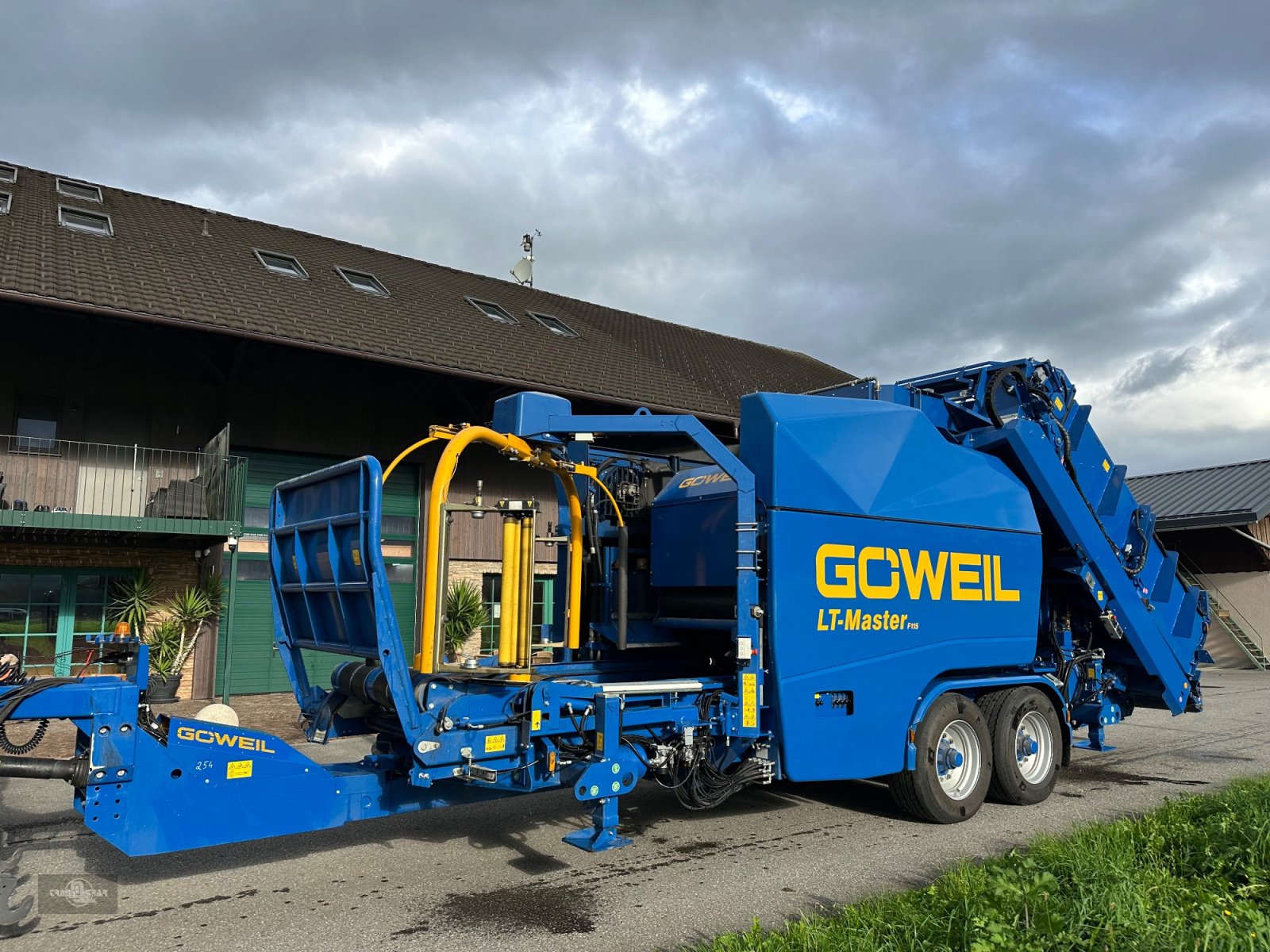 Rundballenpresse des Typs Göweil Master F115 Maisballen Presse, Neumaschine in Rankweil (Bild 15)