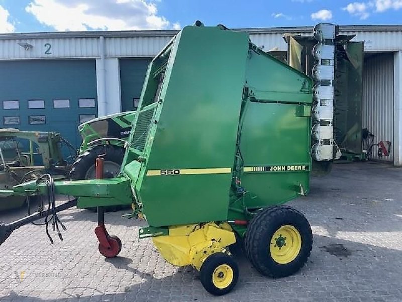 Rundballenpresse typu John Deere 550, Gebrauchtmaschine v Fischbach/Clervaux (Obrázek 2)
