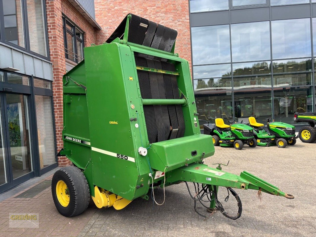 Rundballenpresse des Typs John Deere 550, Gebrauchtmaschine in Ahaus (Bild 3)