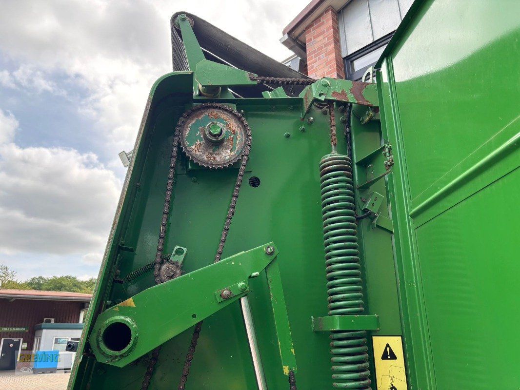 Rundballenpresse des Typs John Deere 550, Gebrauchtmaschine in Ahaus (Bild 12)