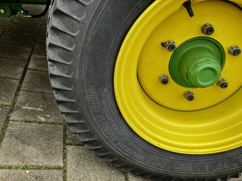 Rundballenpresse tip John Deere 568 MAXI CUT, Gebrauchtmaschine in Töging a. Inn (Poză 13)