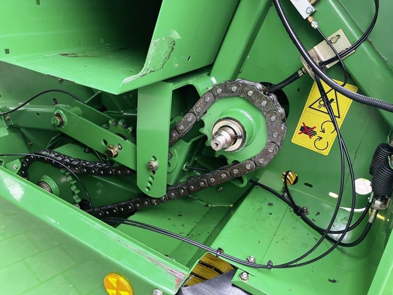 Rundballenpresse tip John Deere 568 MAXI CUT, Gebrauchtmaschine in Töging a. Inn (Poză 11)