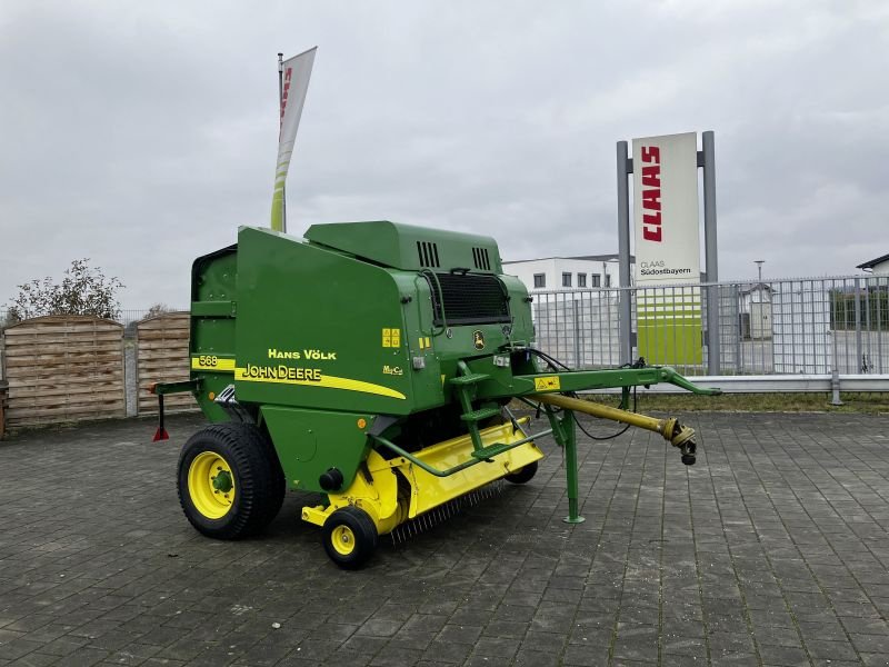 Rundballenpresse des Typs John Deere 568 MAXI CUT, Gebrauchtmaschine in Töging a. Inn (Bild 1)