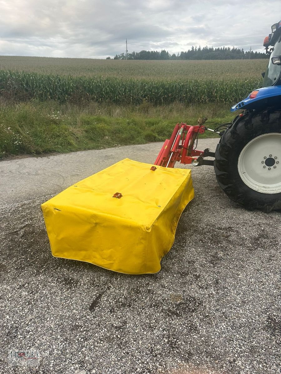 Rundballenpresse des Typs John Deere 570, Gebrauchtmaschine in Niederneukirchen (Bild 9)