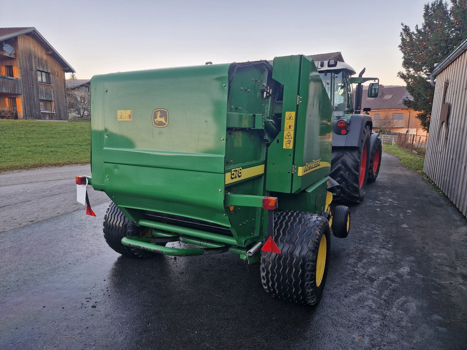 Rundballenpresse Türe ait John Deere 578 Maxi Cut, Gebrauchtmaschine içinde Krumbach (resim 3)