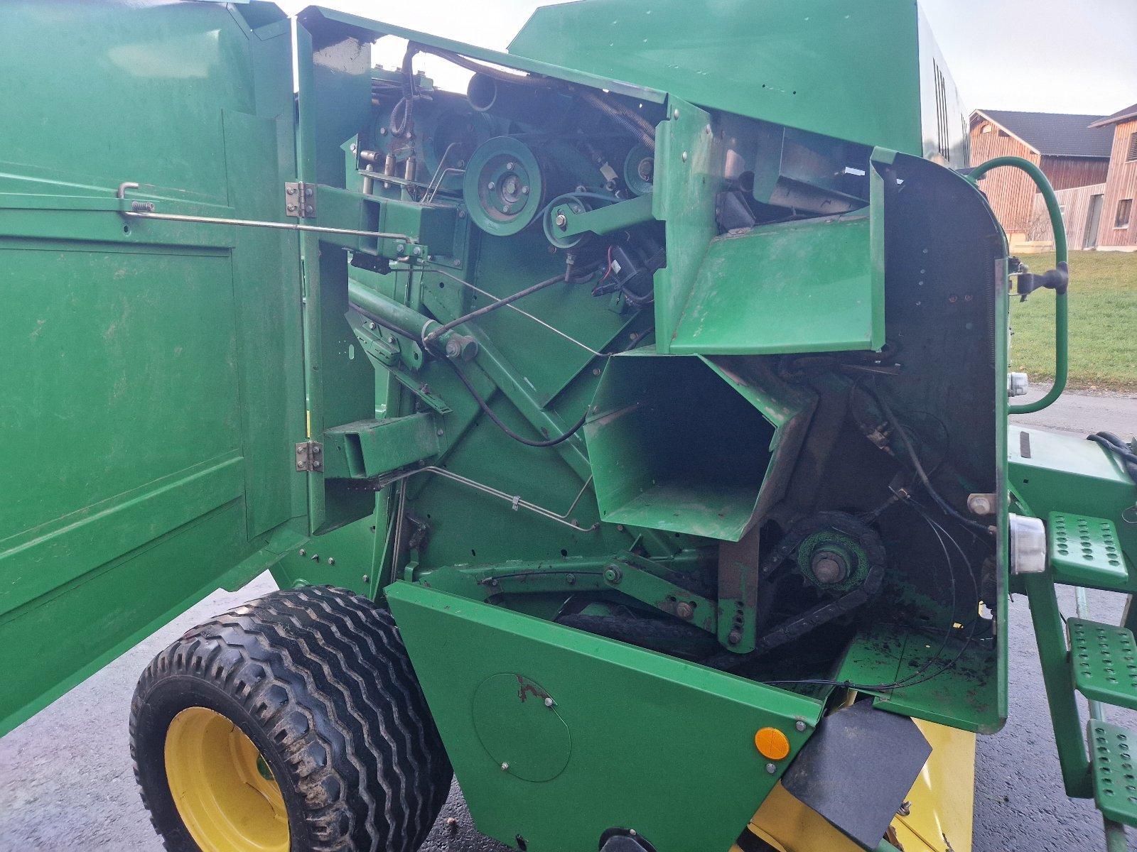Rundballenpresse Türe ait John Deere 578 Maxi Cut, Gebrauchtmaschine içinde Krumbach (resim 5)