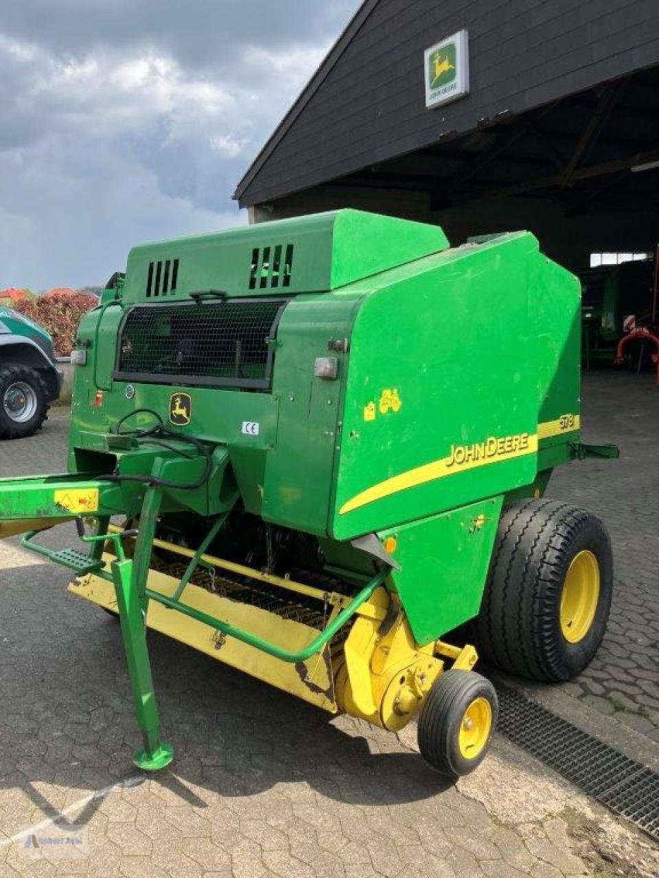 Rundballenpresse типа John Deere 578, Gebrauchtmaschine в Hillesheim (Фотография 1)