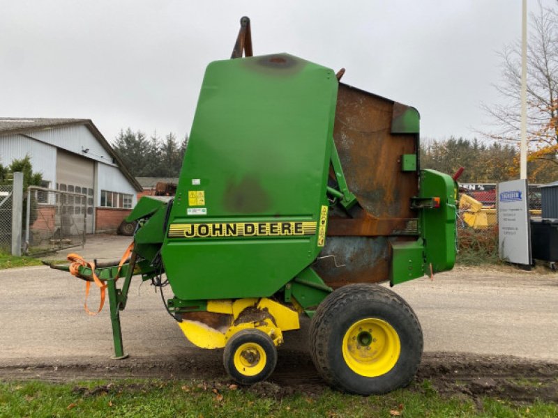 Rundballenpresse des Typs John Deere 580, Gebrauchtmaschine in Hemmet (Bild 5)