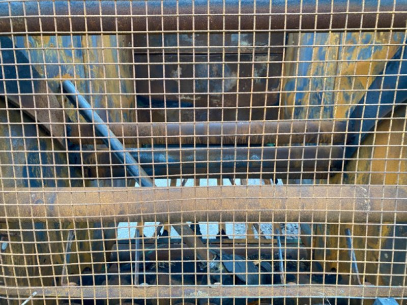 Rundballenpresse des Typs John Deere 580, Gebrauchtmaschine in Hemmet (Bild 21)