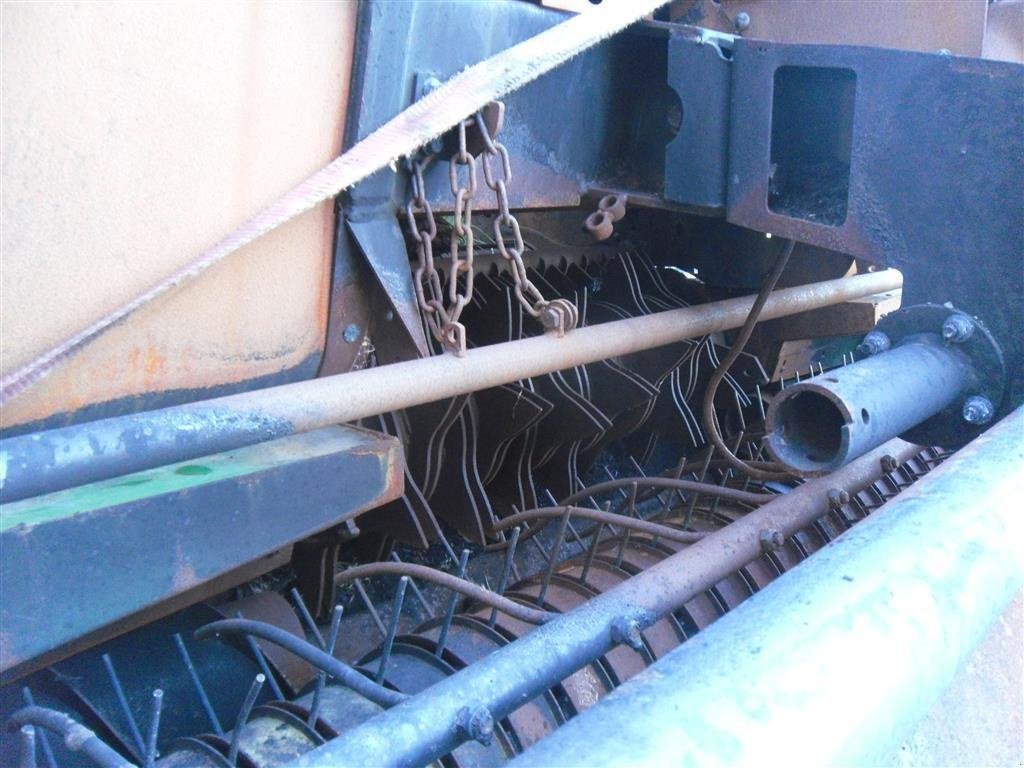 Rundballenpresse des Typs John Deere 590 + 592 + 864 Til reservedele., Gebrauchtmaschine in Bjerringbro (Bild 9)