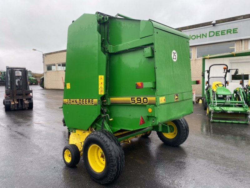 Rundballenpresse typu John Deere 590, Gebrauchtmaschine w Wargnies Le Grand (Zdjęcie 2)