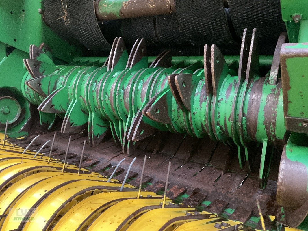 Rundballenpresse du type John Deere 590, Gebrauchtmaschine en Spelle (Photo 12)