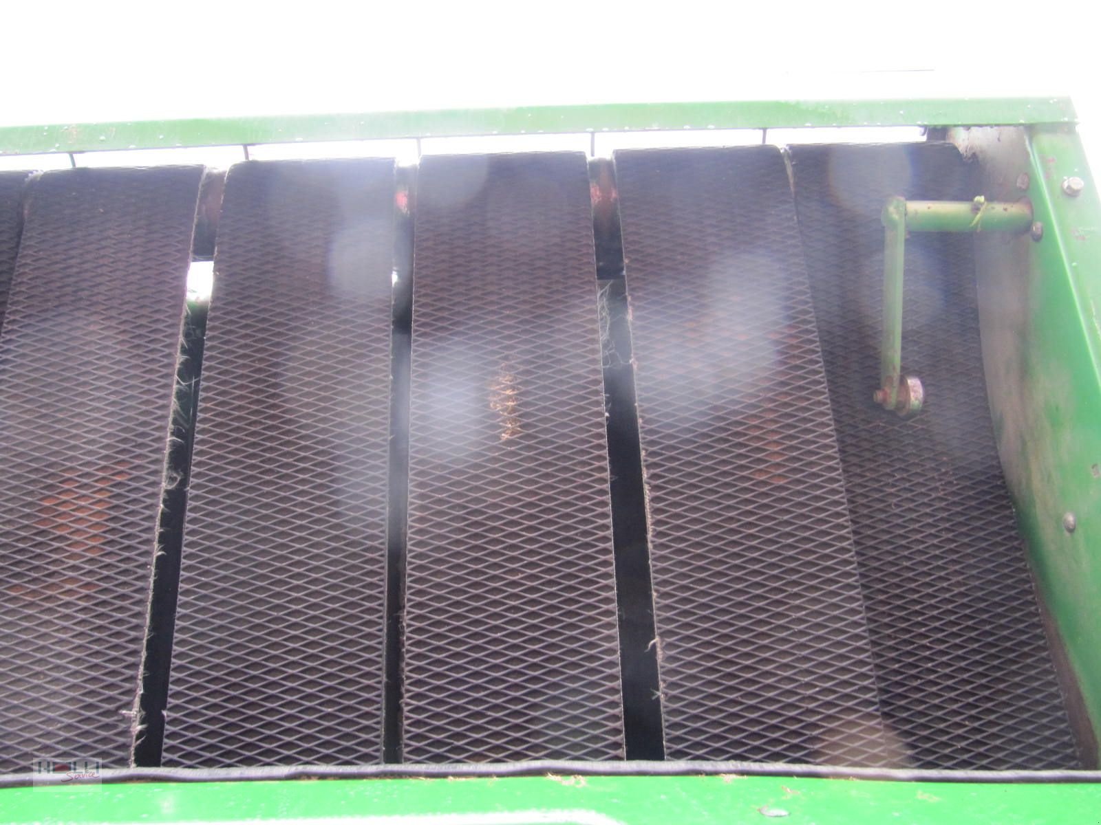 Rundballenpresse del tipo John Deere 590, Gebrauchtmaschine In Niederneukirchen (Immagine 14)