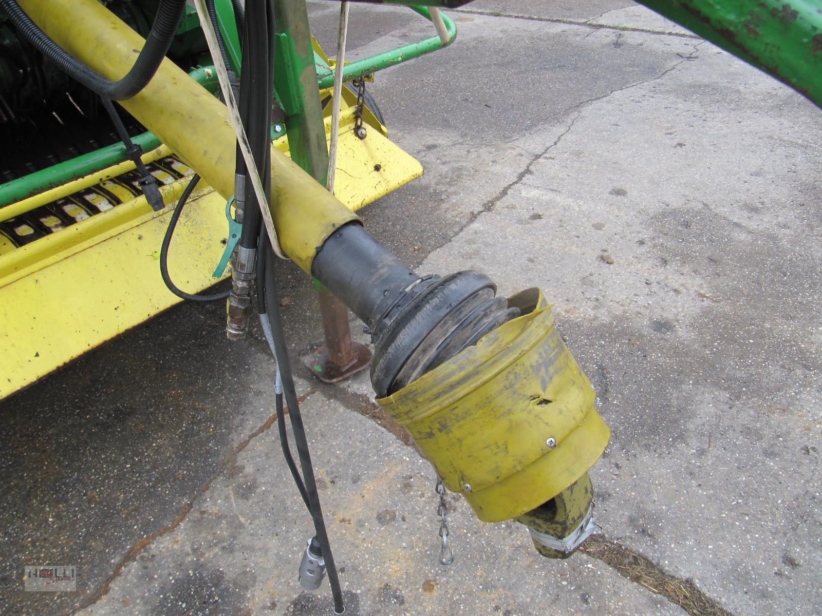 Rundballenpresse del tipo John Deere 590, Gebrauchtmaschine In Niederneukirchen (Immagine 12)