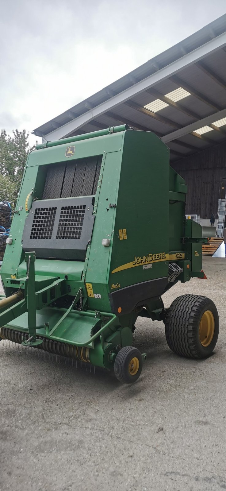 Rundballenpresse типа John Deere 592 Maxi Cut, Gebrauchtmaschine в Pernegg (Фотография 2)