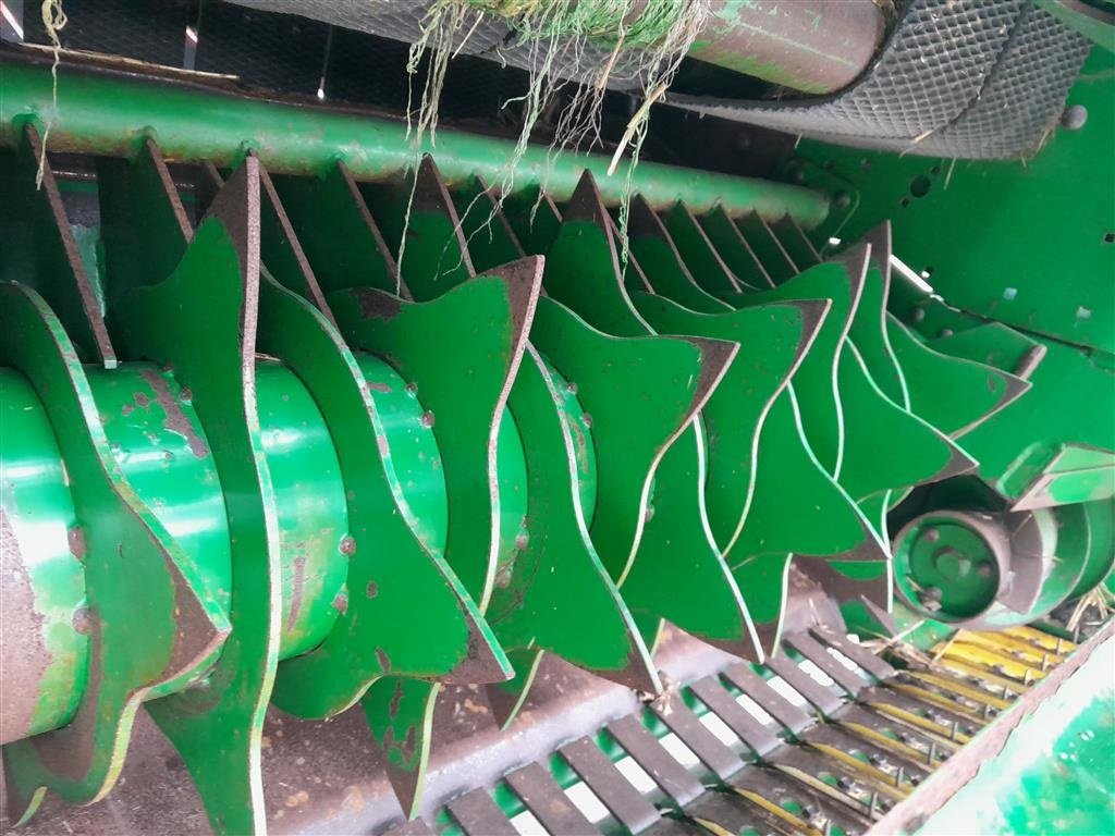 Rundballenpresse des Typs John Deere 592, Gebrauchtmaschine in Horsens (Bild 9)