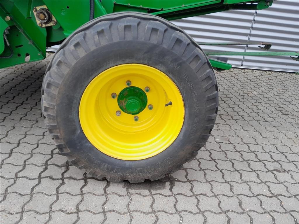 Rundballenpresse des Typs John Deere 592, Gebrauchtmaschine in Horsens (Bild 10)