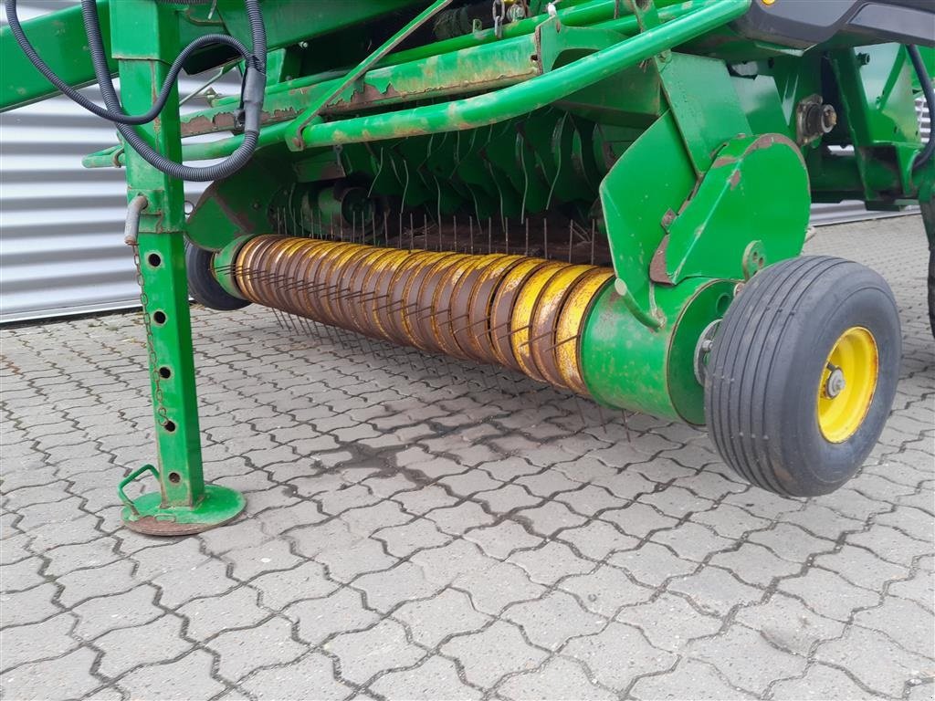 Rundballenpresse des Typs John Deere 592, Gebrauchtmaschine in Horsens (Bild 8)