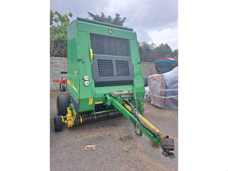 Rundballenpresse del tipo John Deere 592, Gebrauchtmaschine In SAINT GENEST D'AMBIERE (Immagine 1)