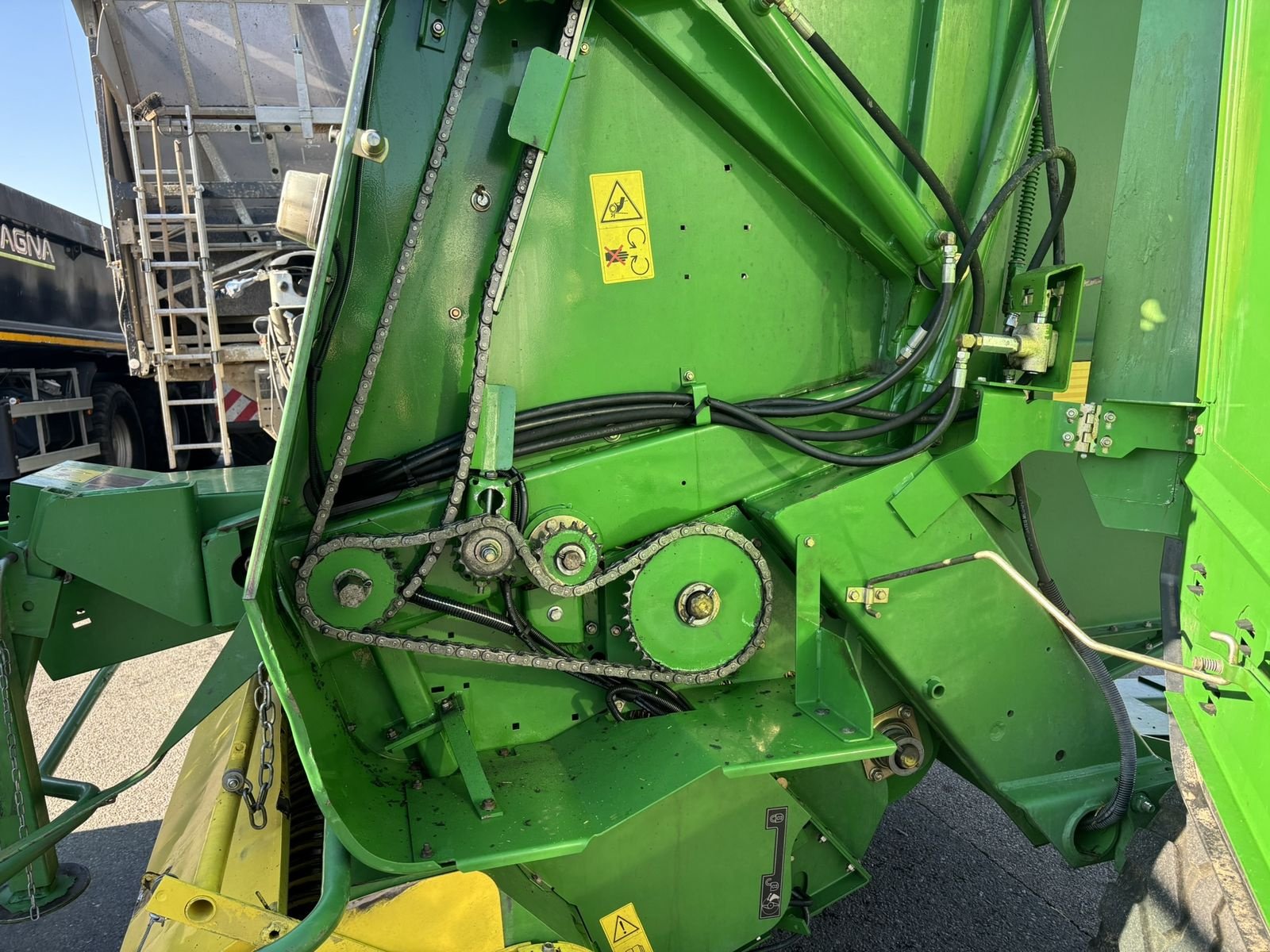 Rundballenpresse des Typs John Deere 592, Gebrauchtmaschine in Göpfritz (Bild 12)