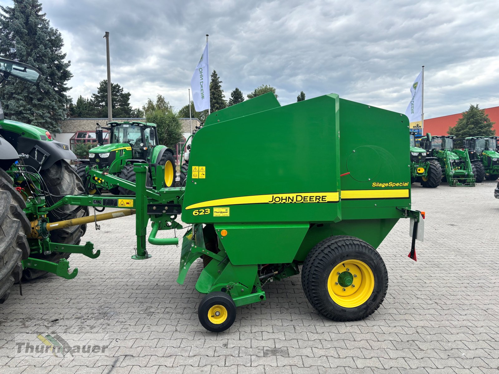 Rundballenpresse типа John Deere 623, Gebrauchtmaschine в Bodenmais (Фотография 2)
