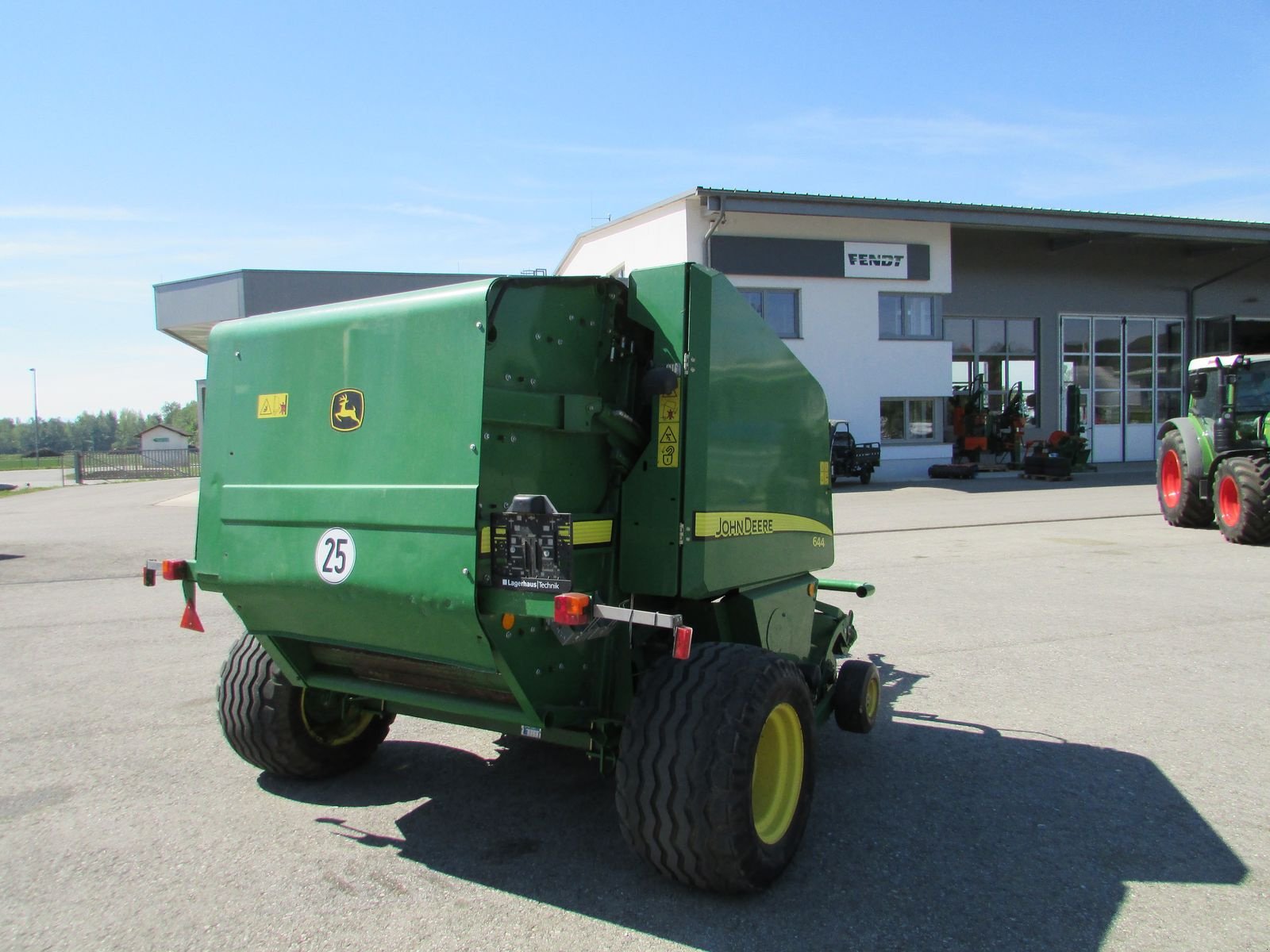 Rundballenpresse типа John Deere 644, Gebrauchtmaschine в Saxen (Фотография 8)