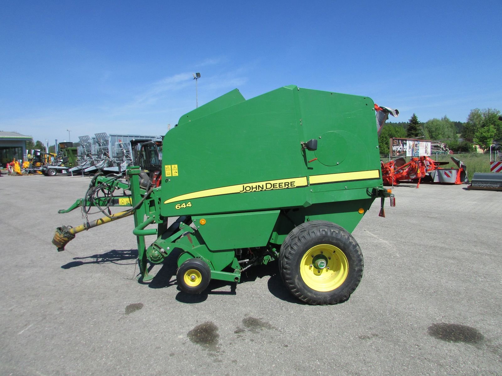 Rundballenpresse типа John Deere 644, Gebrauchtmaschine в Saxen (Фотография 5)