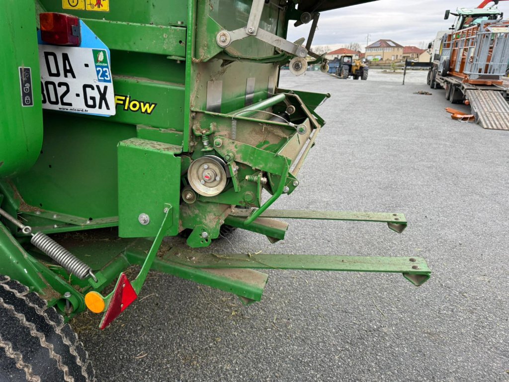 Rundballenpresse typu John Deere 854, Gebrauchtmaschine v AUBUSSON (Obrázek 10)