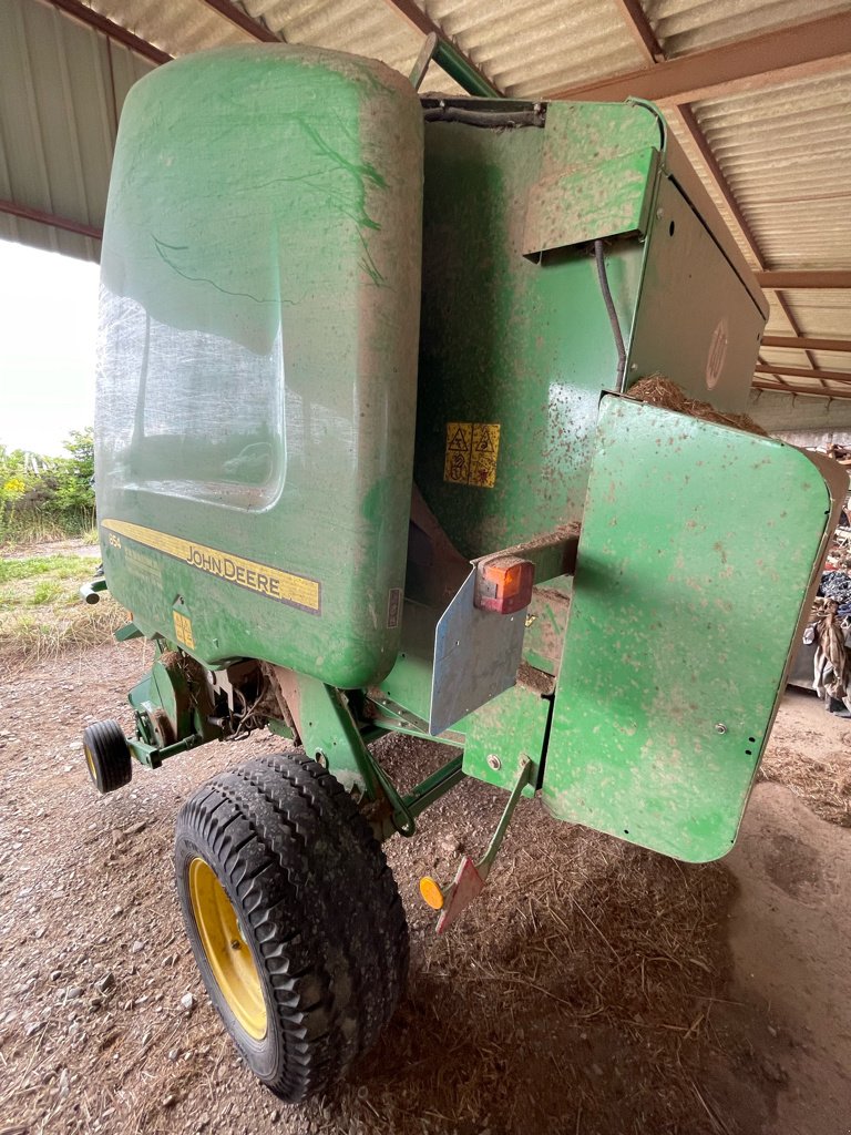 Rundballenpresse typu John Deere 854, Gebrauchtmaschine v Calmont (Obrázek 3)