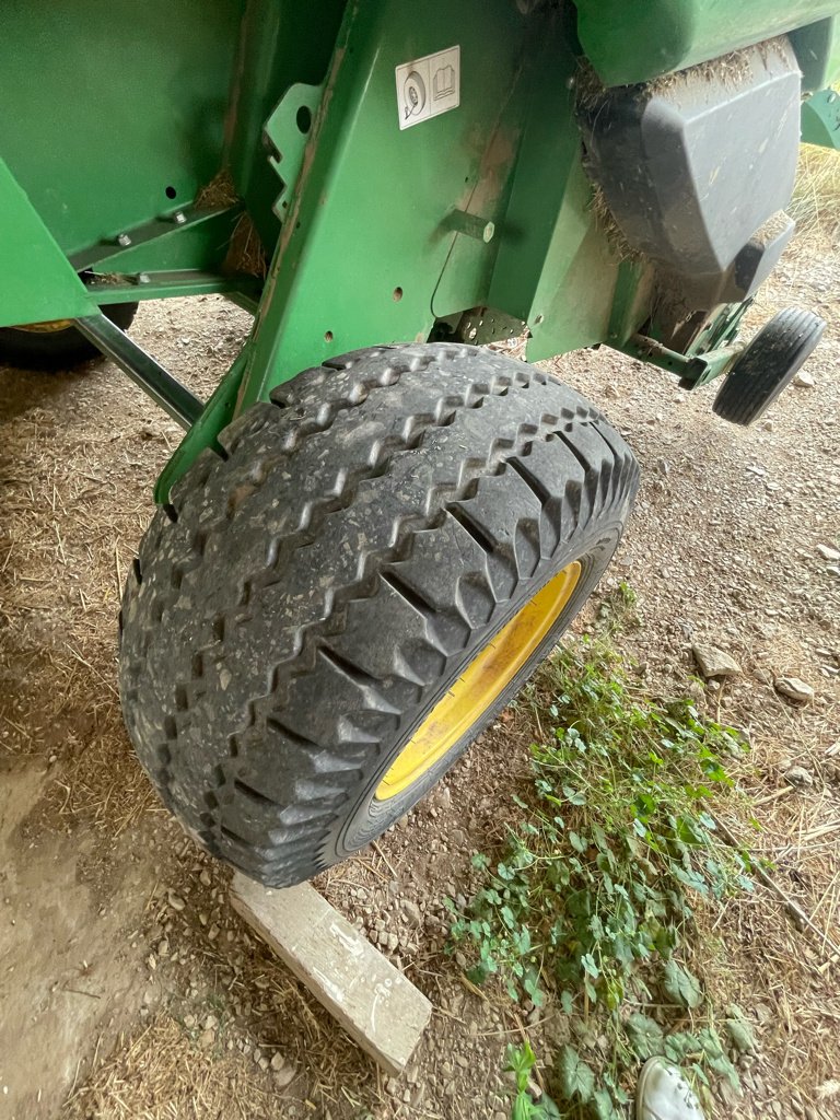 Rundballenpresse typu John Deere 854, Gebrauchtmaschine v Calmont (Obrázek 5)