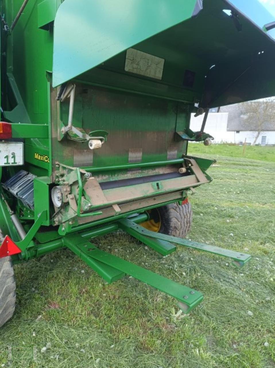 Rundballenpresse des Typs John Deere 854, Gebrauchtmaschine in Leubsdorf (Bild 5)