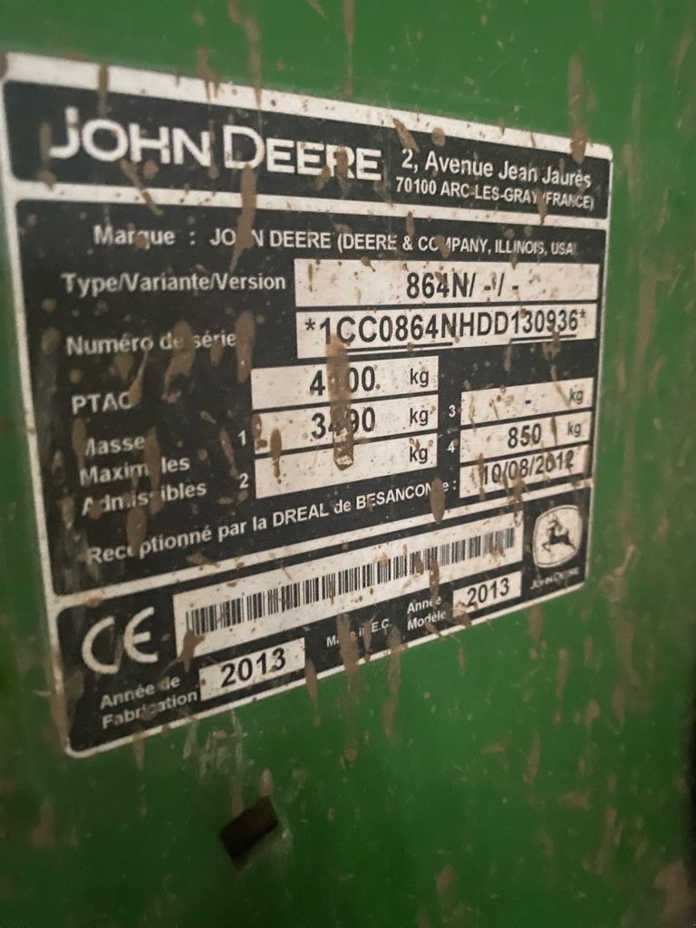 Rundballenpresse от тип John Deere 864 MAXICUT 13 COUTEAUX, Gebrauchtmaschine в UZERCHE (Снимка 7)