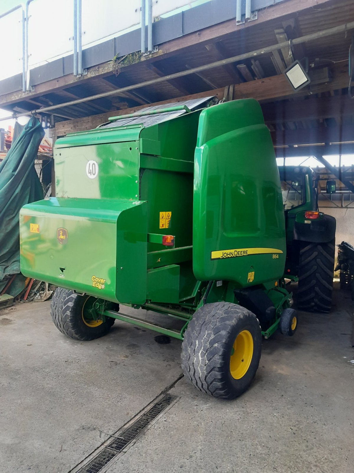 Rundballenpresse typu John Deere 864 MaxiCut, Gebrauchtmaschine v Pliezhausen (Obrázek 2)