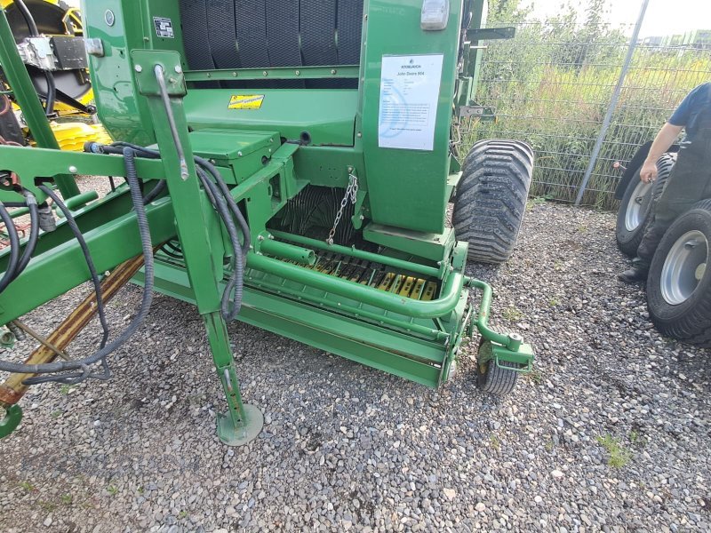 Rundballenpresse des Typs John Deere 864 Premium, Gebrauchtmaschine in Stockach (Bild 7)