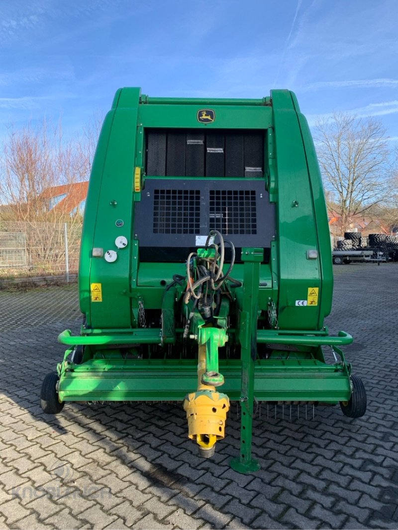 Rundballenpresse типа John Deere 864, Gebrauchtmaschine в Kandern-Tannenkirch (Фотография 2)