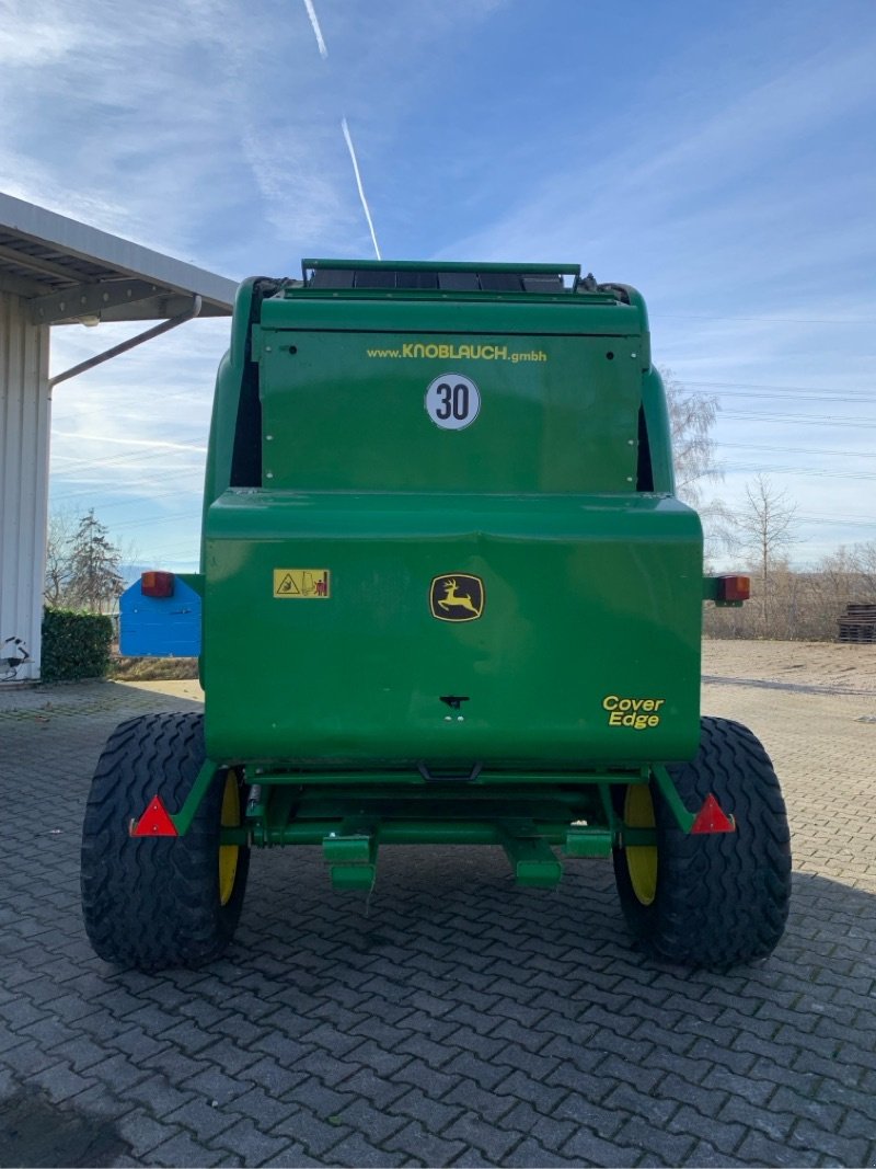 Rundballenpresse типа John Deere 864, Gebrauchtmaschine в Kandern-Tannenkirch (Фотография 7)