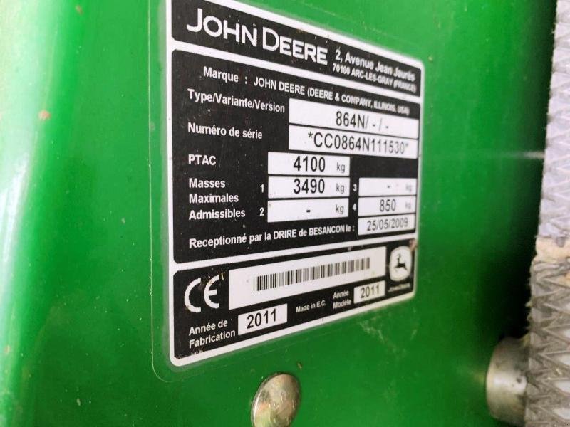 Rundballenpresse typu John Deere 864, Gebrauchtmaschine w SAINT-GERMAIN DU PUY (Zdjęcie 7)