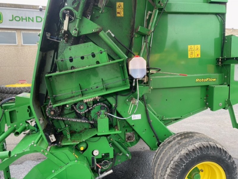 Rundballenpresse типа John Deere 864, Gebrauchtmaschine в Wargnies Le Grand (Фотография 11)