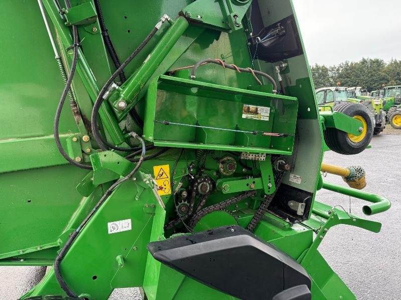 Rundballenpresse des Typs John Deere 864, Gebrauchtmaschine in Wargnies Le Grand (Bild 7)