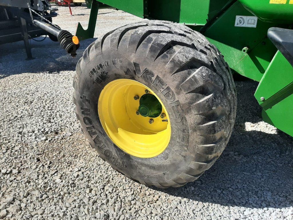 Rundballenpresse des Typs John Deere 864, Gebrauchtmaschine in SAINT LOUP (Bild 10)
