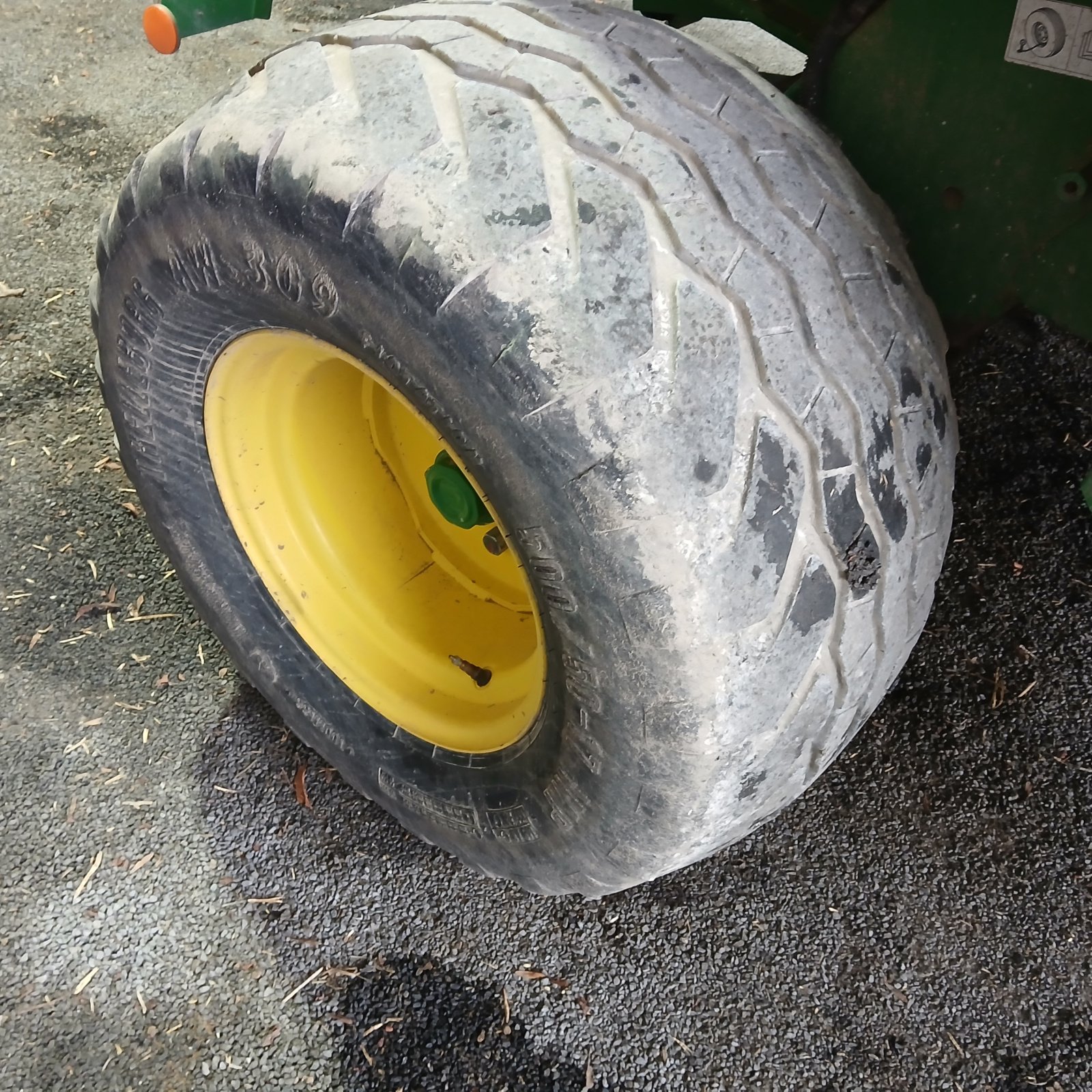 Rundballenpresse del tipo John Deere 864, Gebrauchtmaschine en HERLIN LE SEC (Imagen 6)