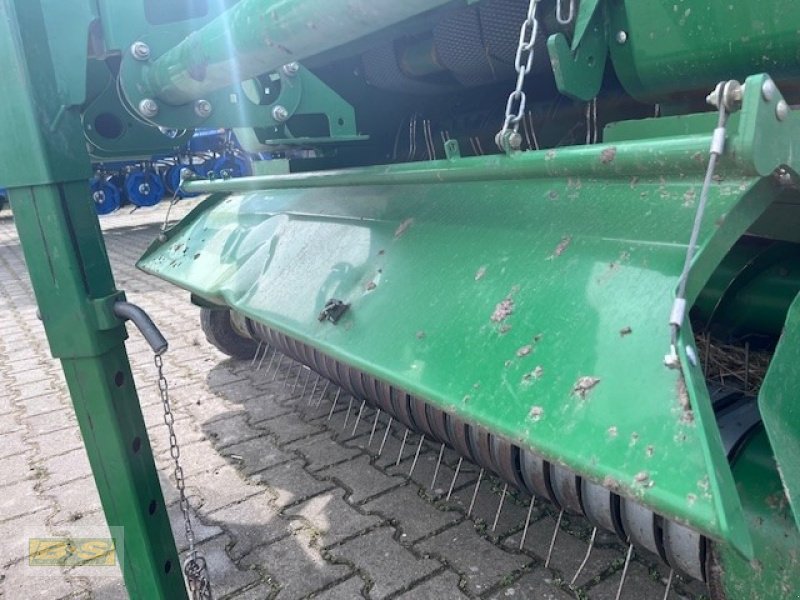 Rundballenpresse des Typs John Deere 864, Gebrauchtmaschine in Osterburg (Bild 13)