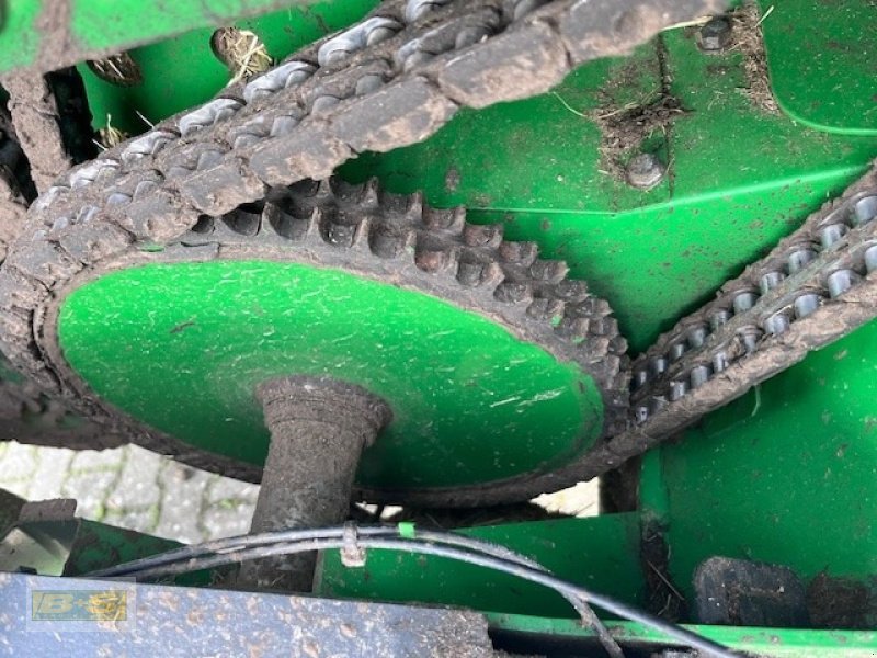 Rundballenpresse des Typs John Deere 864, Gebrauchtmaschine in Osterburg (Bild 16)