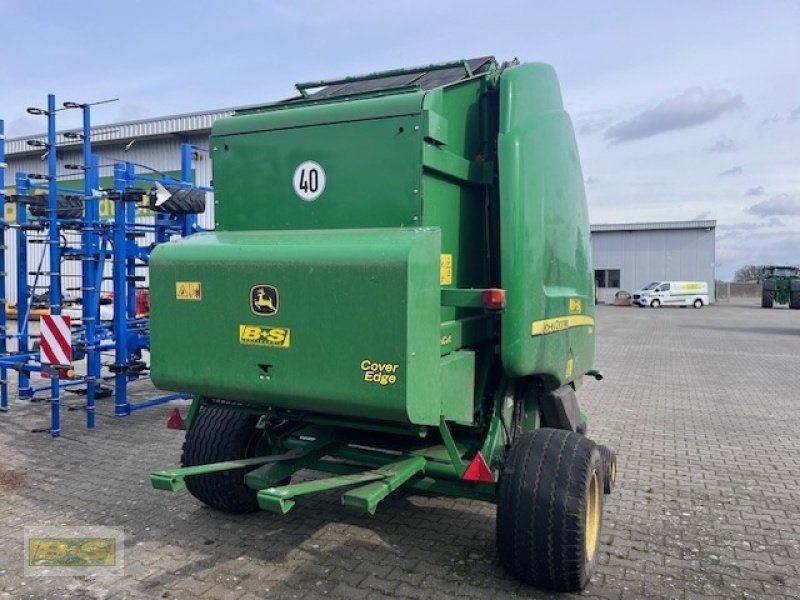 Rundballenpresse des Typs John Deere 864, Gebrauchtmaschine in Osterburg (Bild 4)