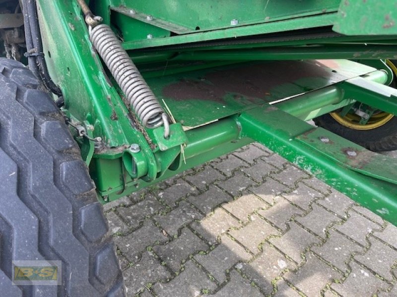 Rundballenpresse des Typs John Deere 864, Gebrauchtmaschine in Osterburg (Bild 7)