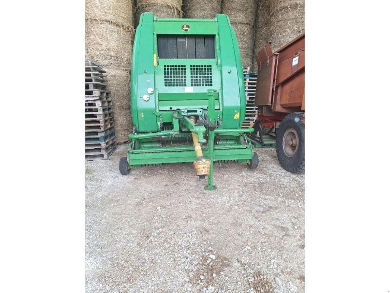 Rundballenpresse tipa John Deere 864N, Gebrauchtmaschine u CHAUMONT (Slika 2)