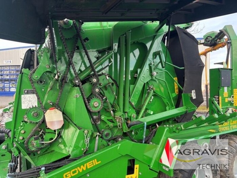 Rundballenpresse типа John Deere 990 + Göweil G5040 Kombi, Gebrauchtmaschine в Meppen (Фотография 10)