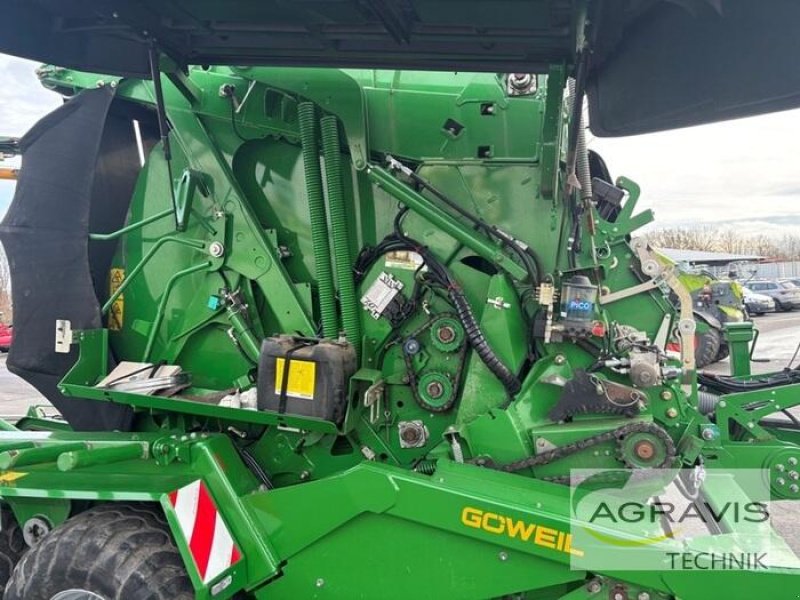 Rundballenpresse типа John Deere 990 + Göweil G5040 Kombi, Gebrauchtmaschine в Meppen (Фотография 12)