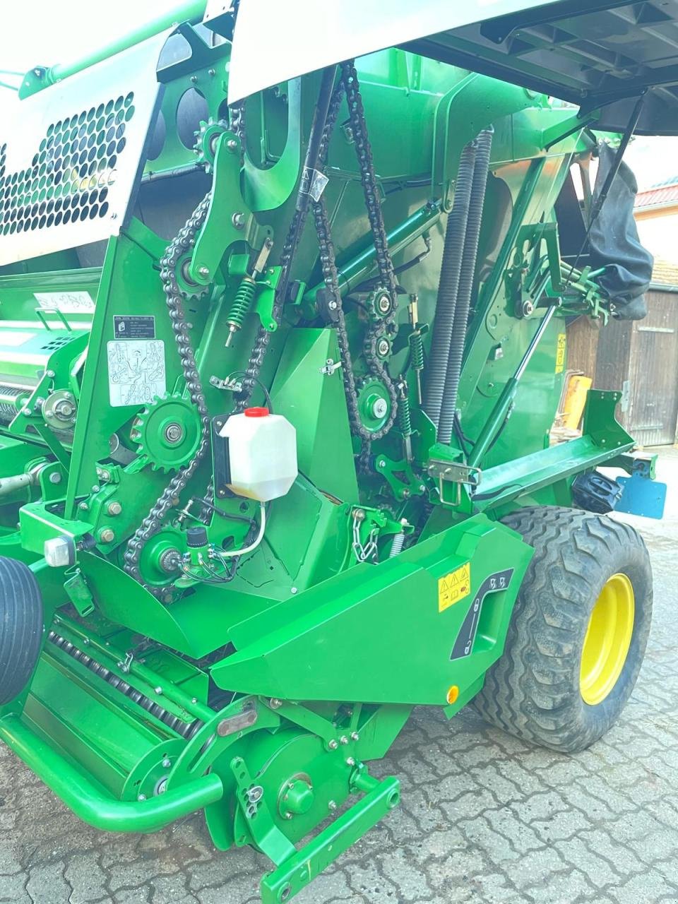 Rundballenpresse des Typs John Deere 990 Premium, Gebrauchtmaschine in Zweibrücken (Bild 2)